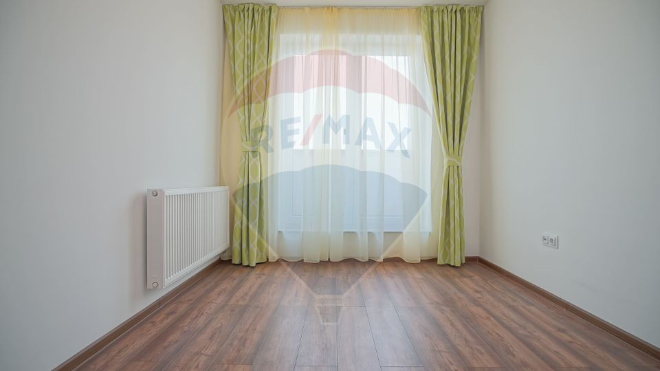 3 room Apartment for rent, Tractorul area