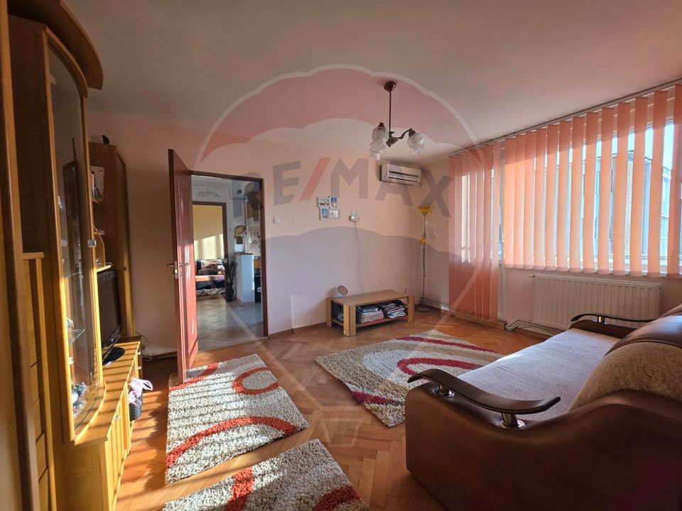 3 room Apartment for sale, Central area