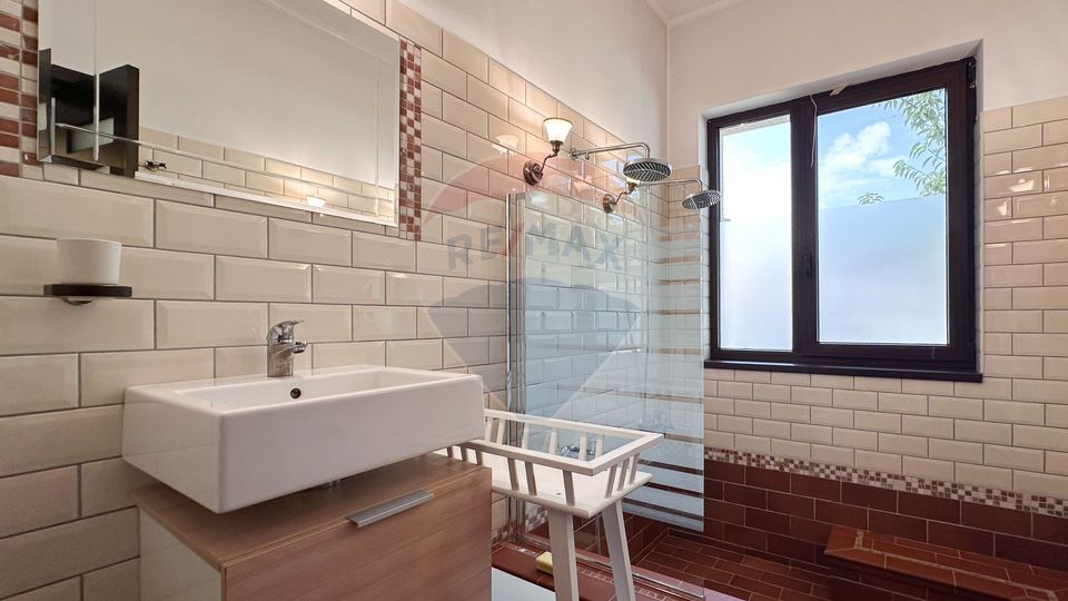 Vila cu doua unitati locative de inchiriat în zona de Nord / Sisesti