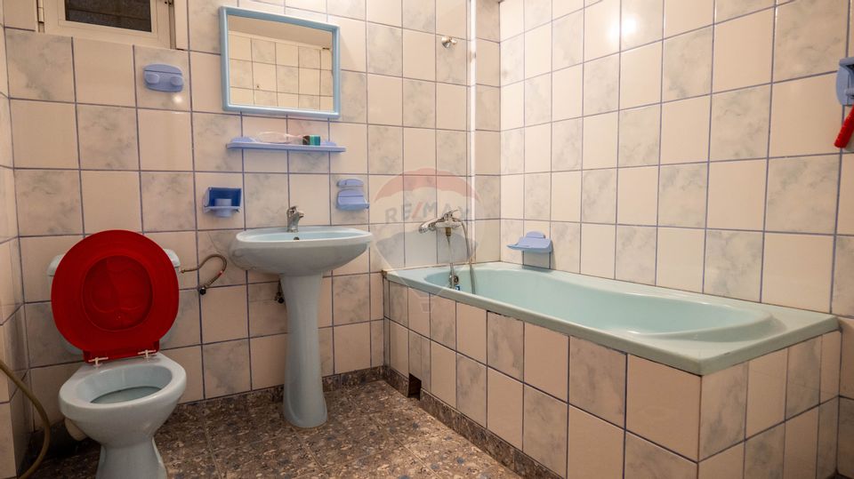 330sq.m Commercial Space for sale, Central area