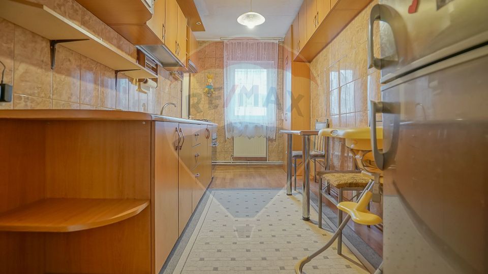 2 room Apartment for sale, Tractorul area