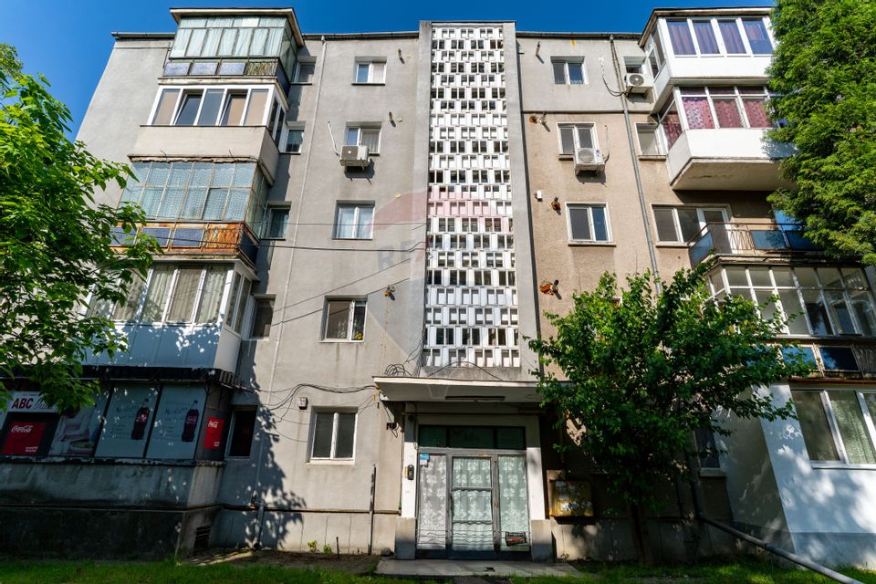 Apartament 2 camere de inchiriat, zona Zamfirescu, Deva, jud Hunedoara