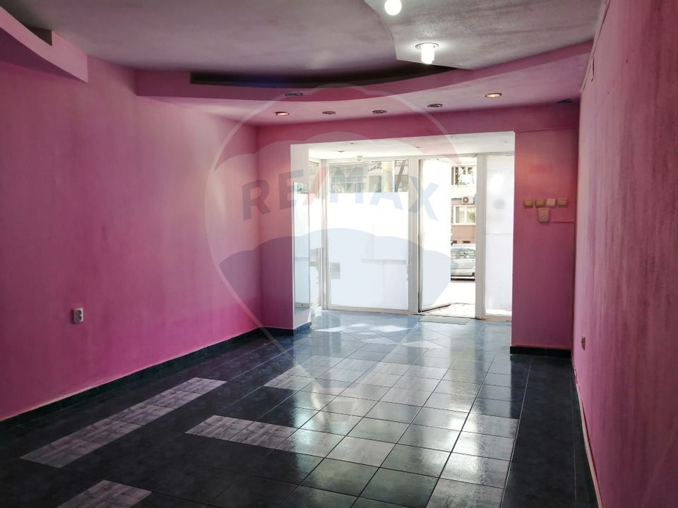 58.87sq.m Commercial Space for rent, Central area