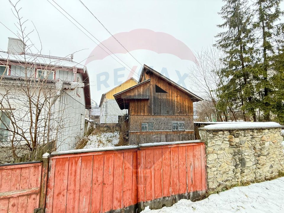 Casă cu Teren de Vânzare în Gura Humorului – strada Pajiștei