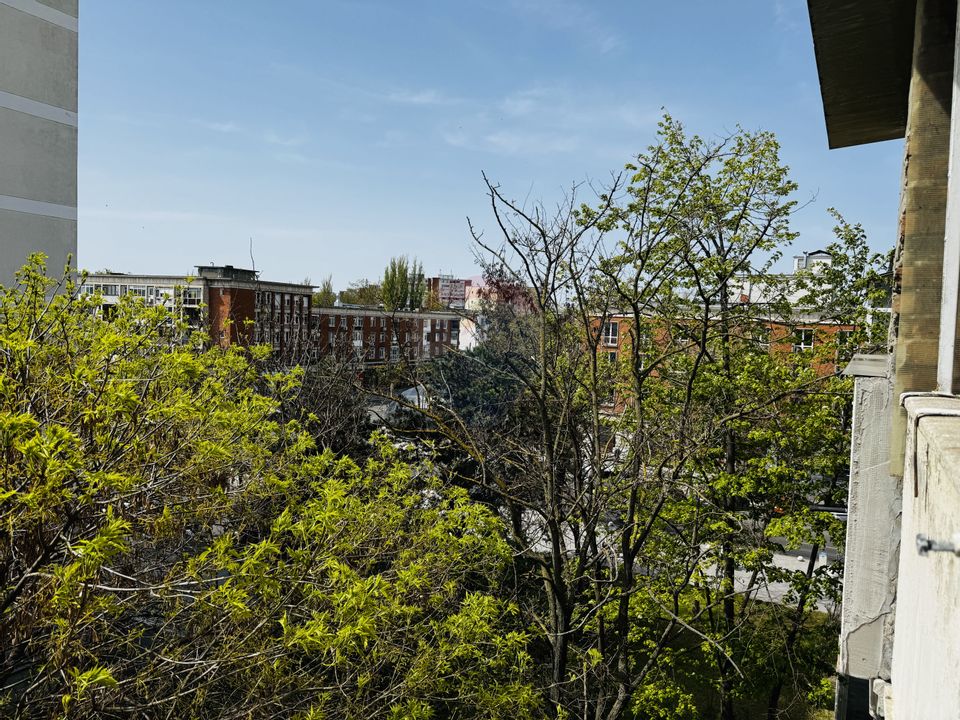 4 room Apartment for sale, Central area