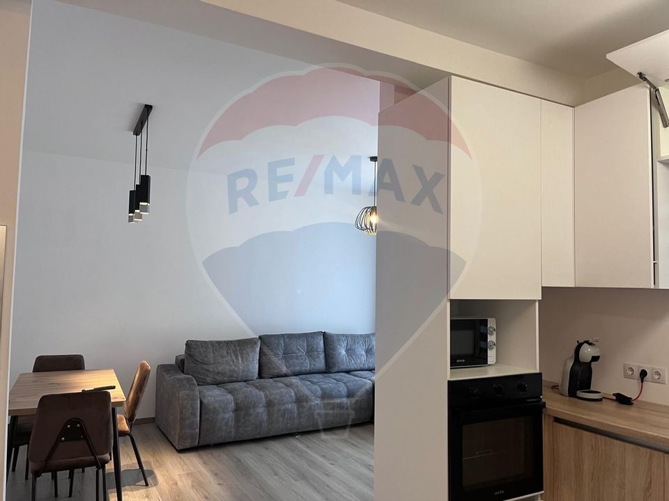 Apartament cu 2 camere de închiriat în Florești