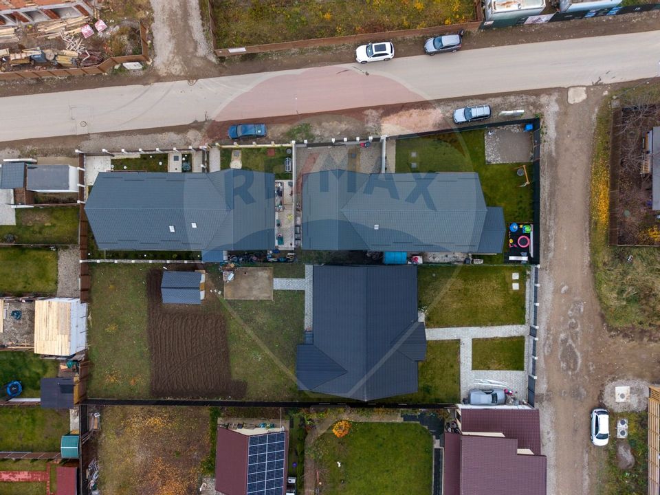 Casă 4 camere, de inchiriat, Izvor!