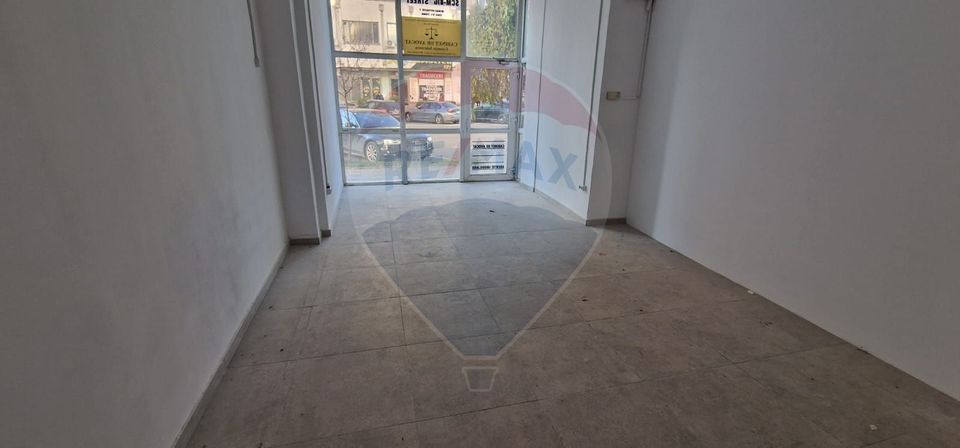 29sq.m Commercial Space for rent, Ultracentral area