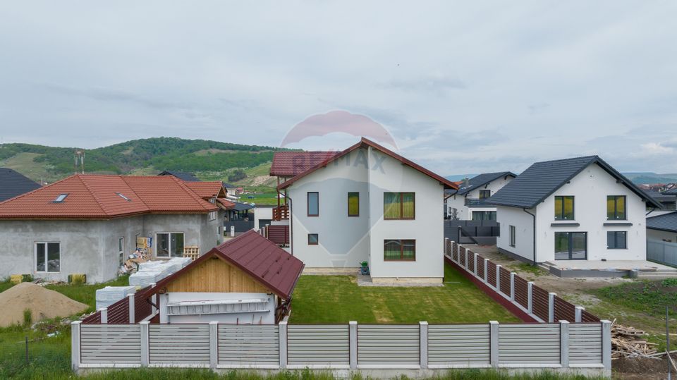 - REZERVAT- Casă Harman - Constructie 2025