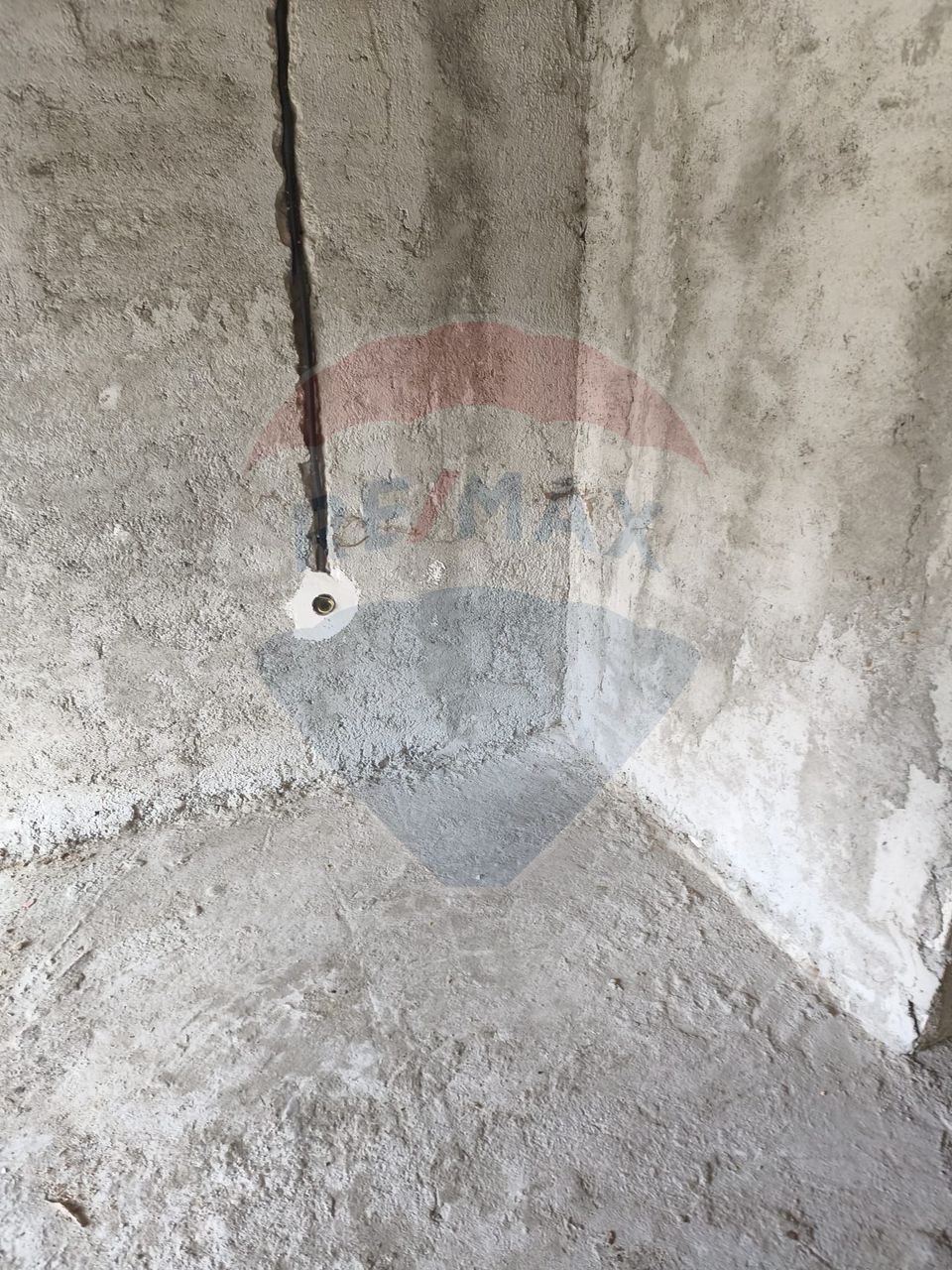 5 room House / Villa for sale, Poiana Tapului area