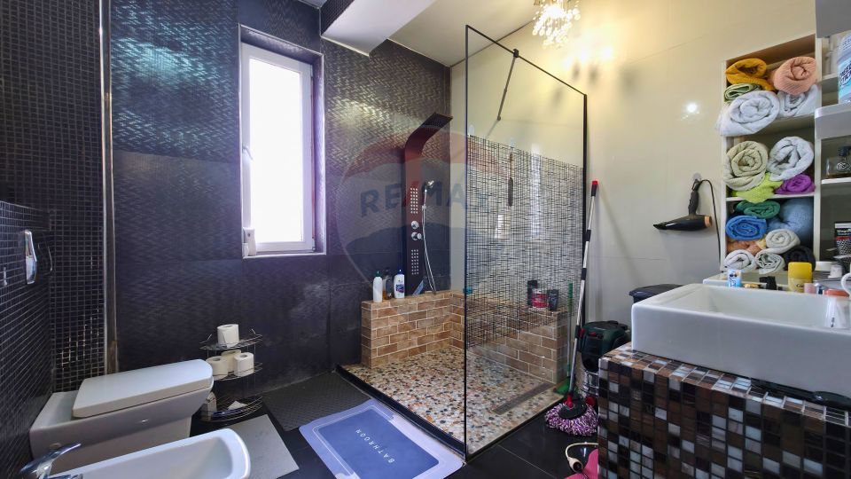 Apartament 3 camere 1 Decembrie de Vanzare