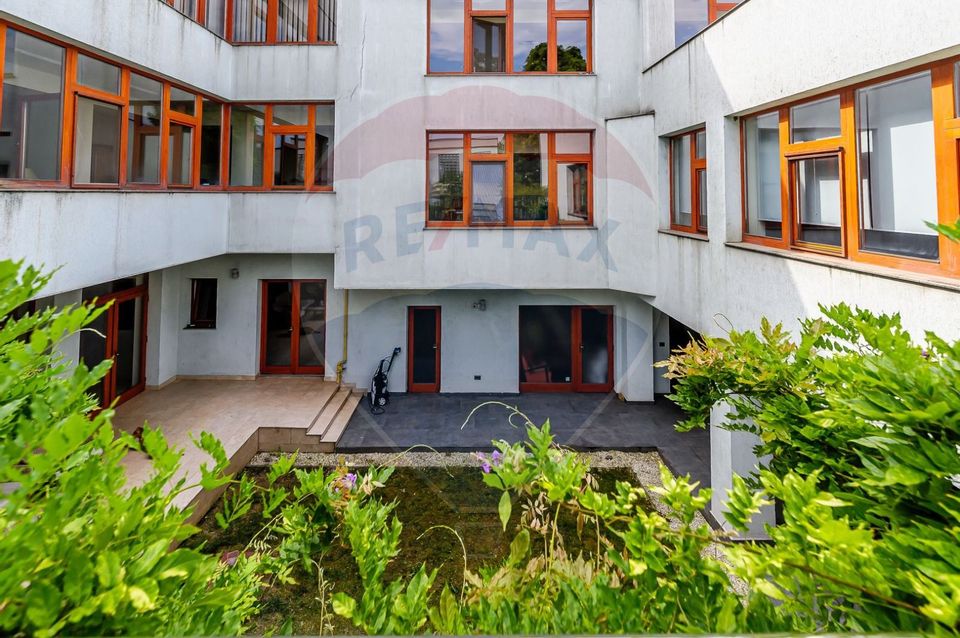 19 room House / Villa for sale, Malul Muresului area