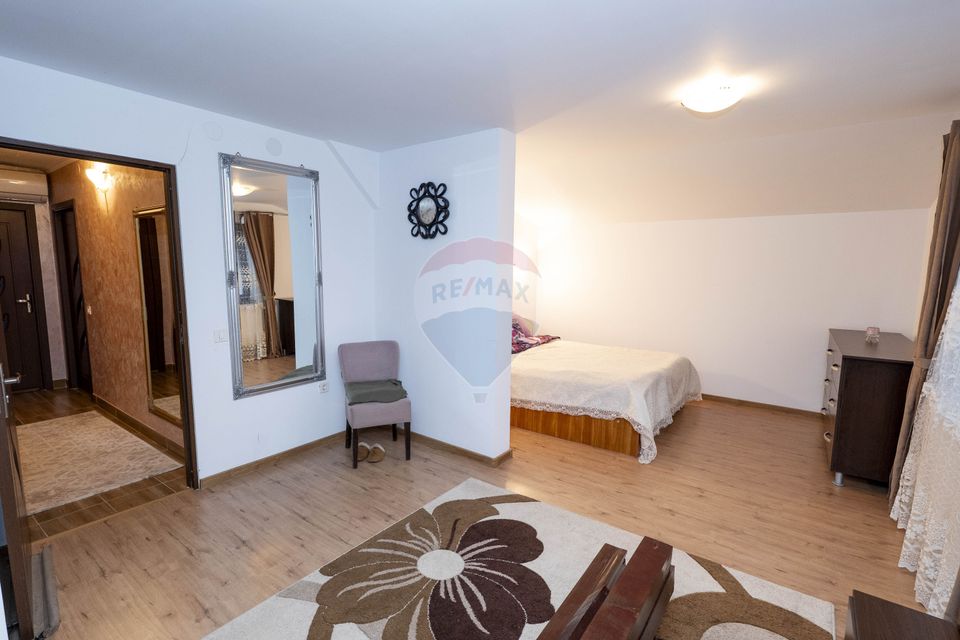 Vila 5 camere complet mobilata, foișor, teren generos