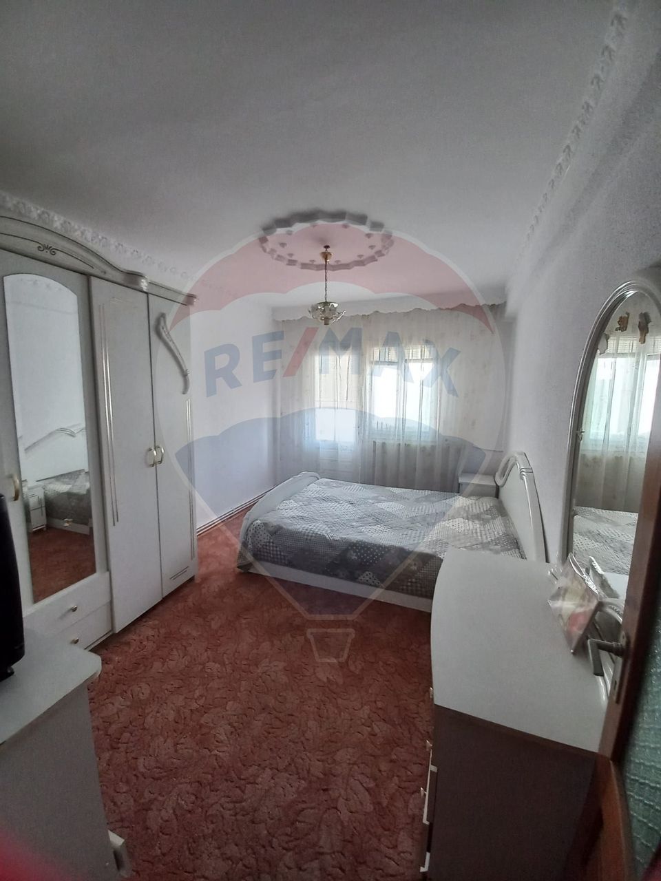 3 room Apartment for sale, Est area