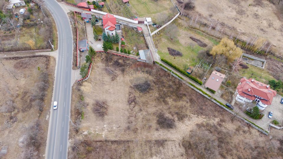 Teren 2,457 mp Iași / Șoseaua Bucium