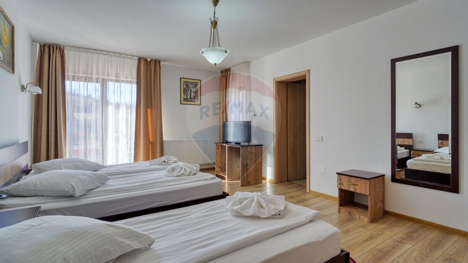 15 room Hotel / Pension for sale