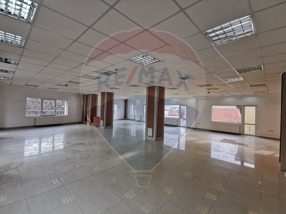 260sq.m Office Space for rent, Centrul Civic area