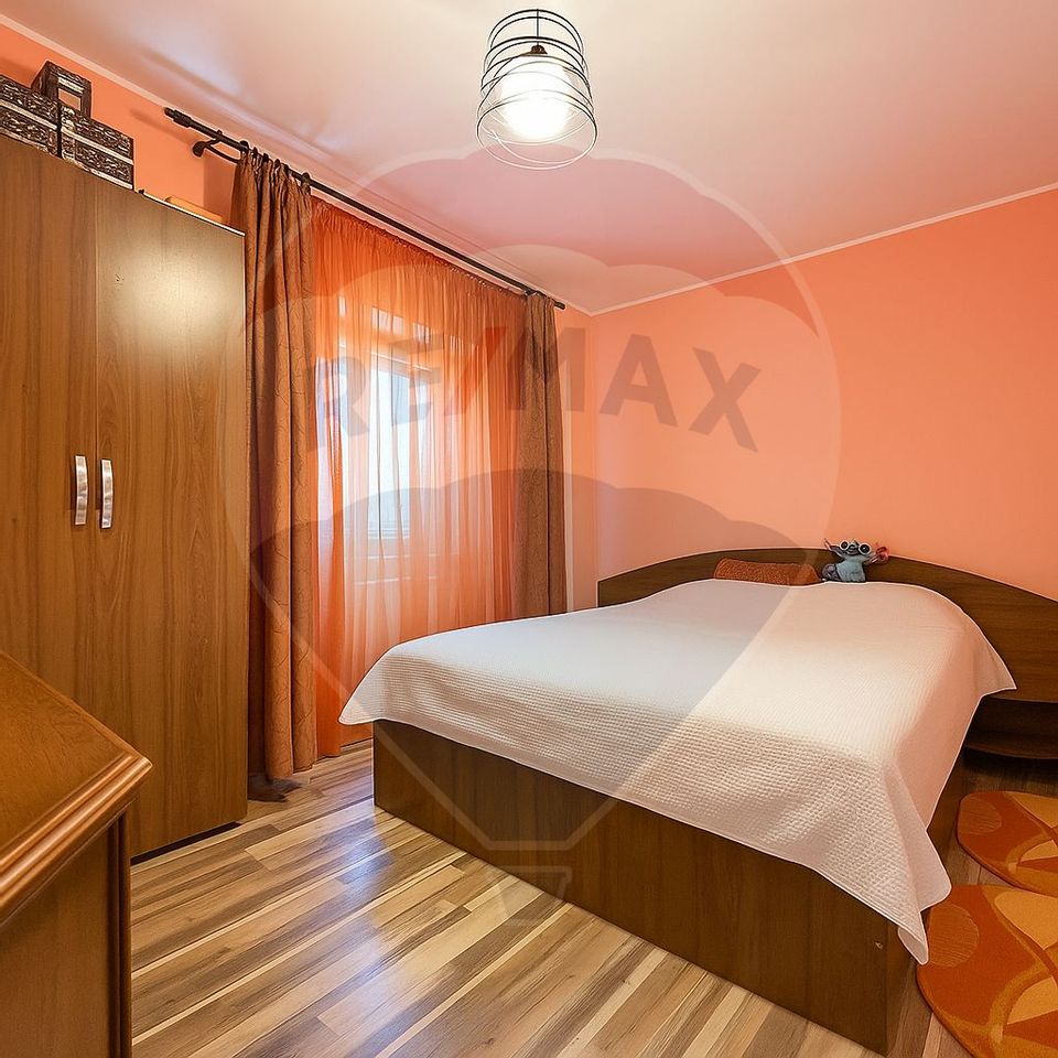 4 room Apartment for sale, Inel I area