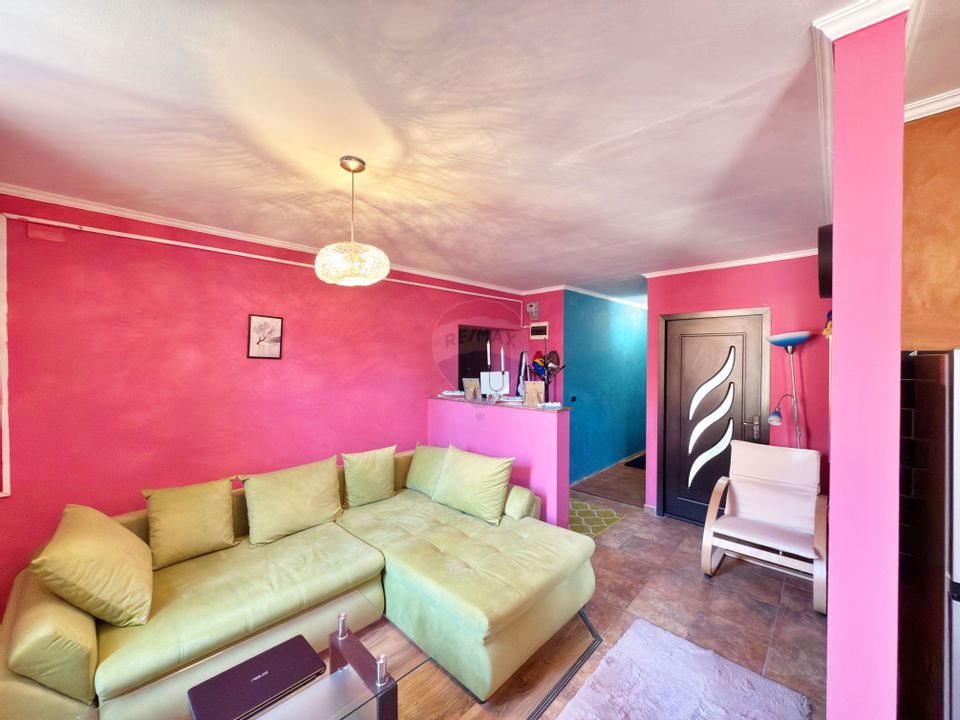 Apartament cu 3 camere de vânzare în zona ultracentrală a Aradului