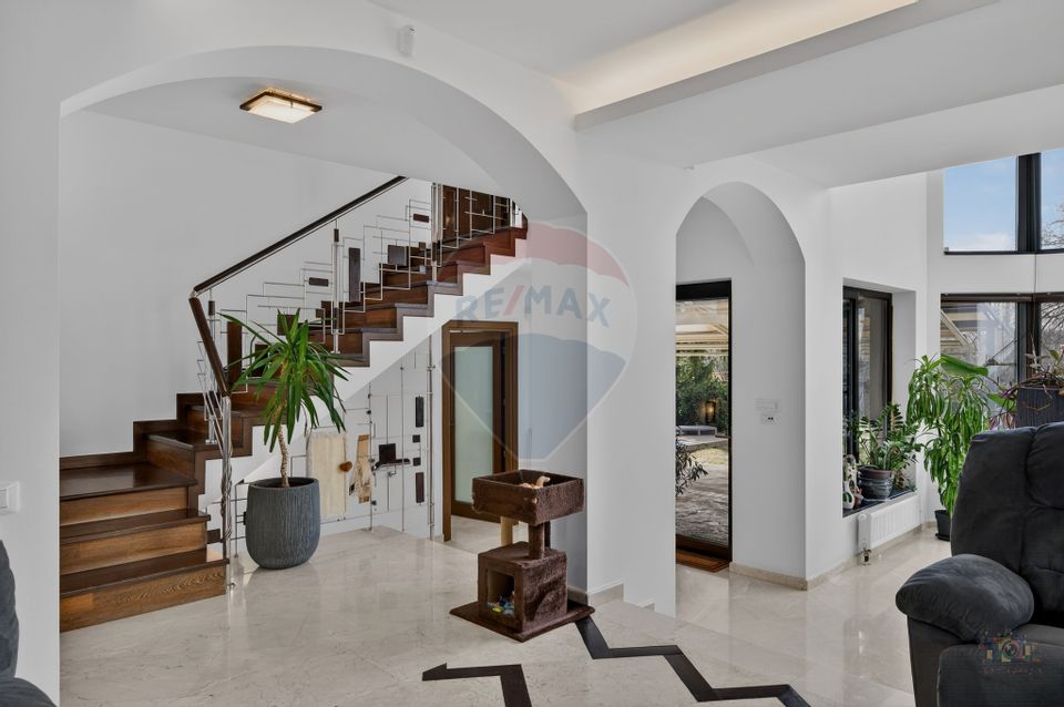 Vila cu design spectaculos, tehnologie smart & lifestyle complet