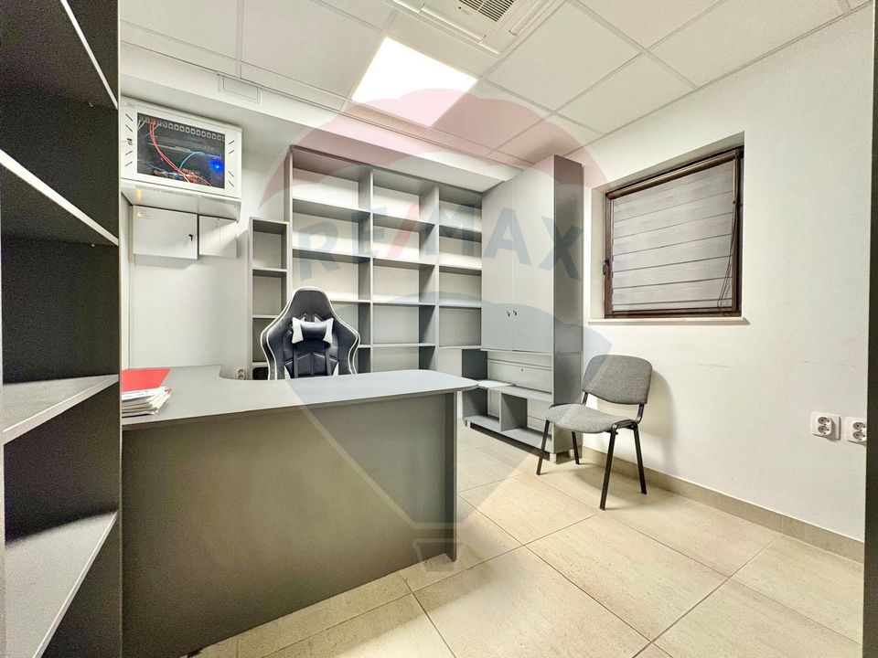 122sq.m Commercial Space for rent