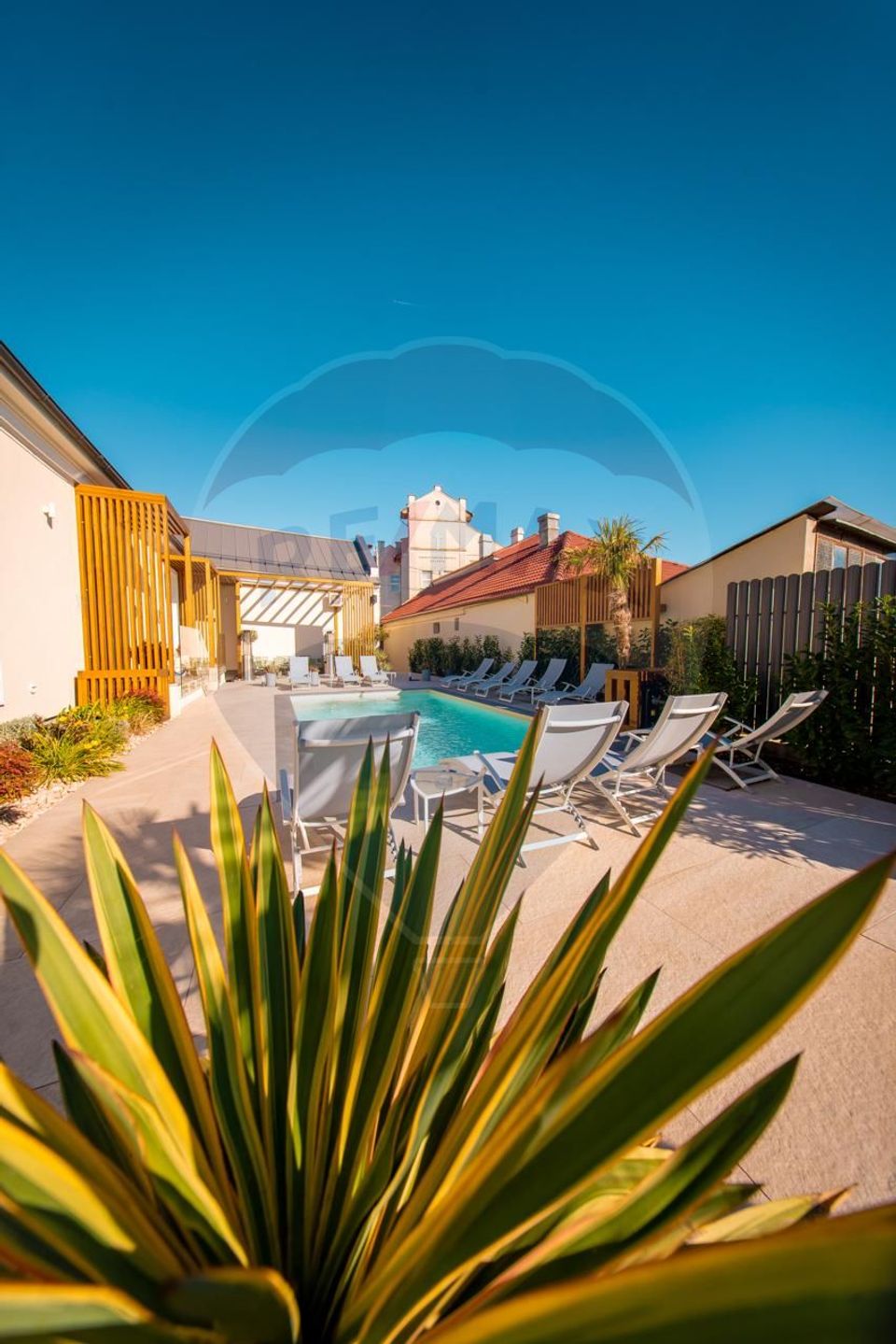 14 room Hotel / Pension for sale, Ultracentral area