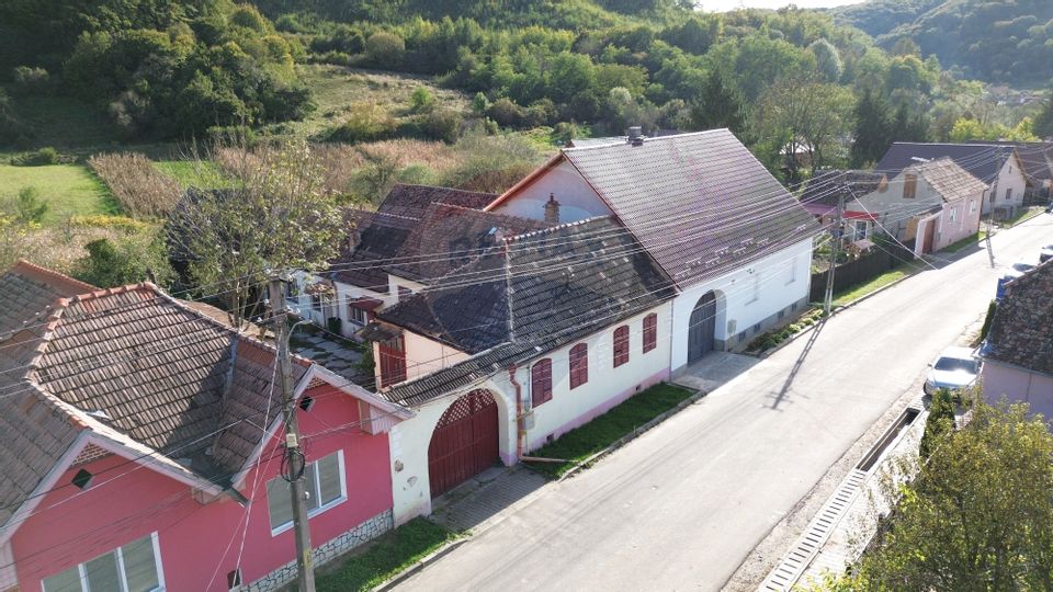 5 room House / Villa for sale