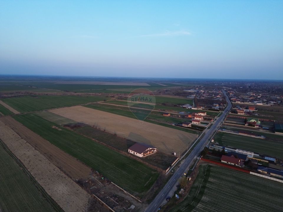 Teren 12,360mp Botarlau / Strada Unirii
