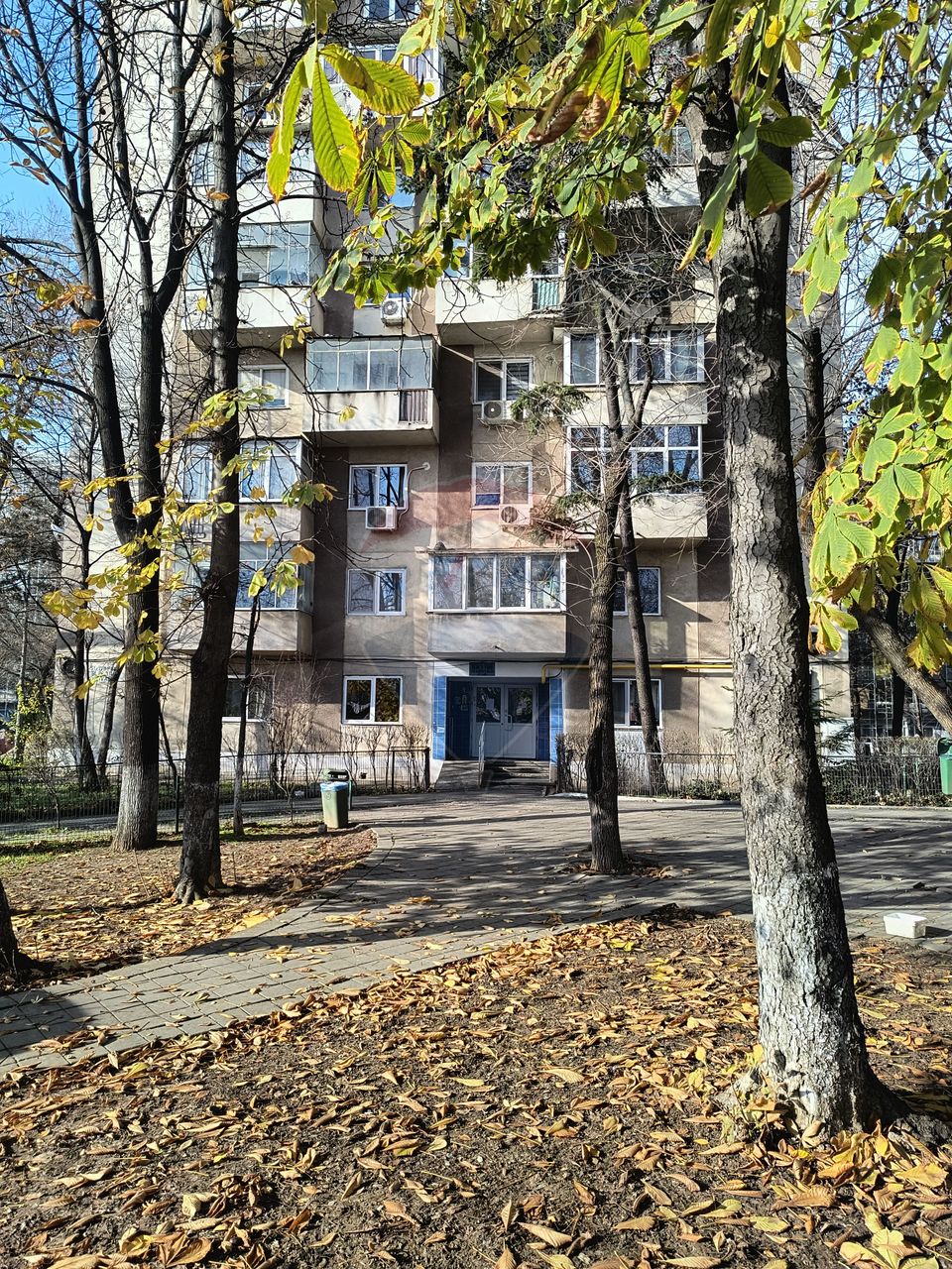 Apartament 3 camere de vanzare, Giurgiului - Piata Progresul