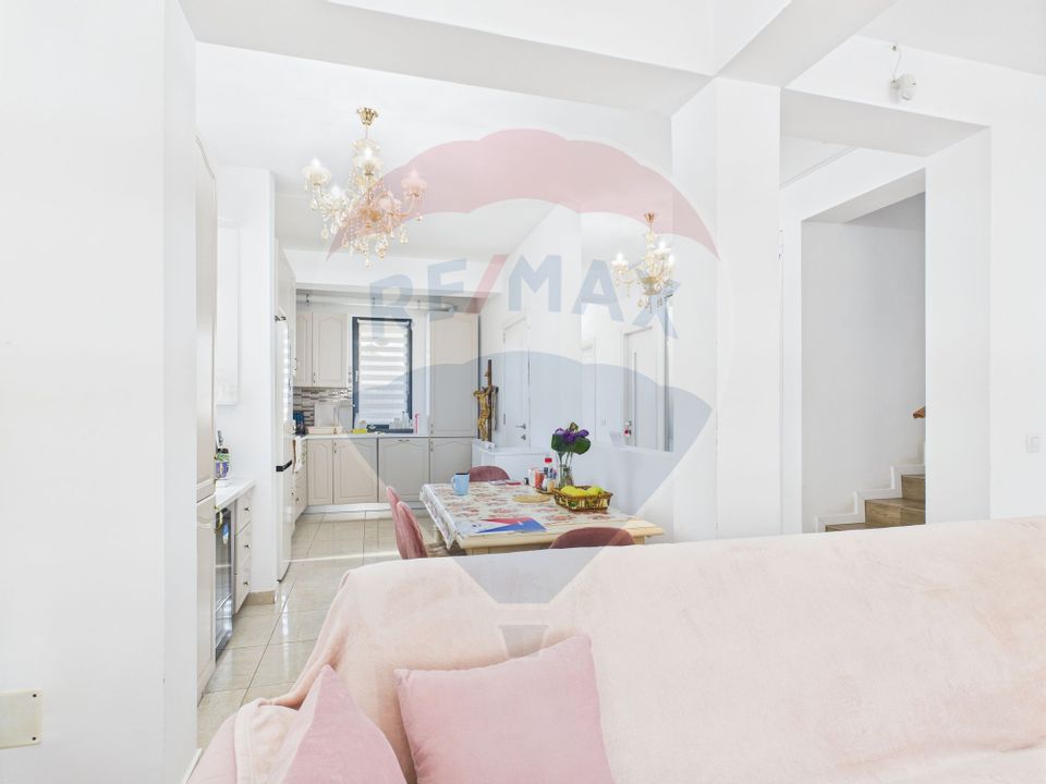 Casa ideala pentru familie, 5 camere, 4 bai, complex nou, Otopeni