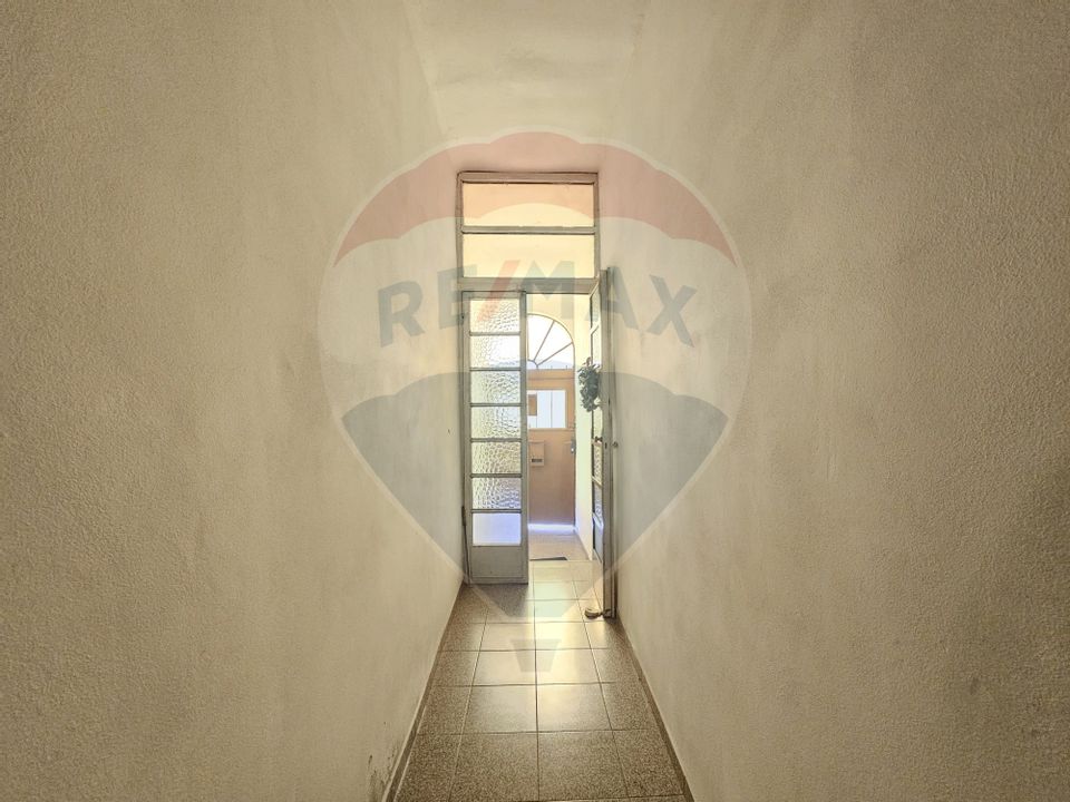 5 room House / Villa for sale