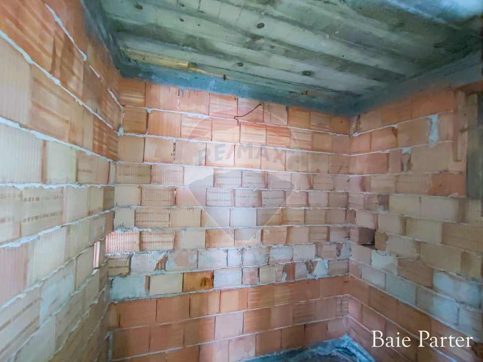 4 room House / Villa for sale