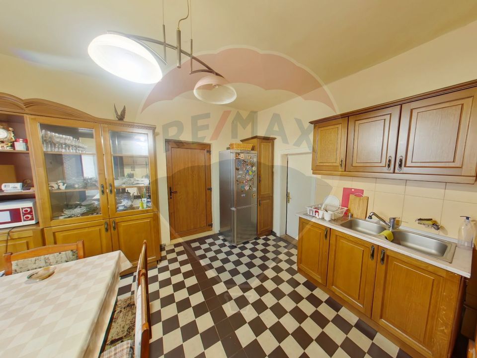 Casă cu 4 camere, Str. Bradului/ Sighetu Marmației