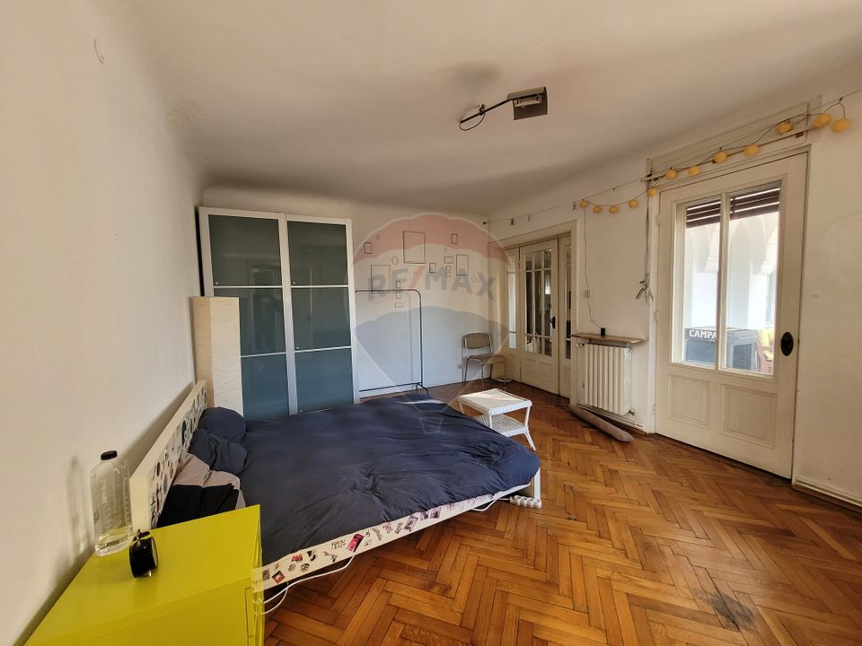 Apartament cu 2 camere de închiriat în zona Universitate