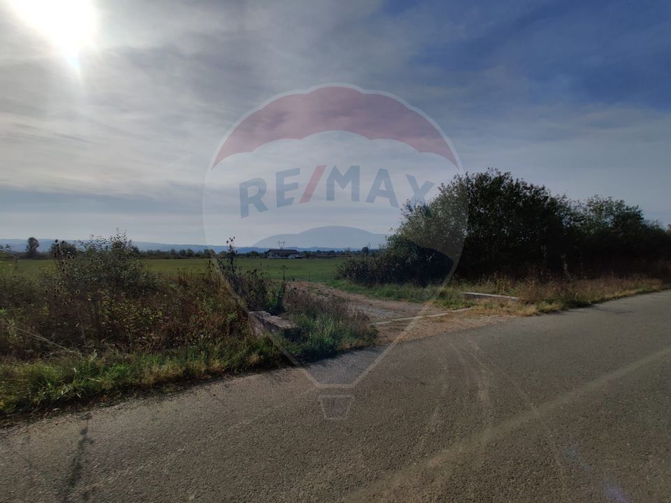 Land 7,631sqm Sacalaseni / Strada Europei