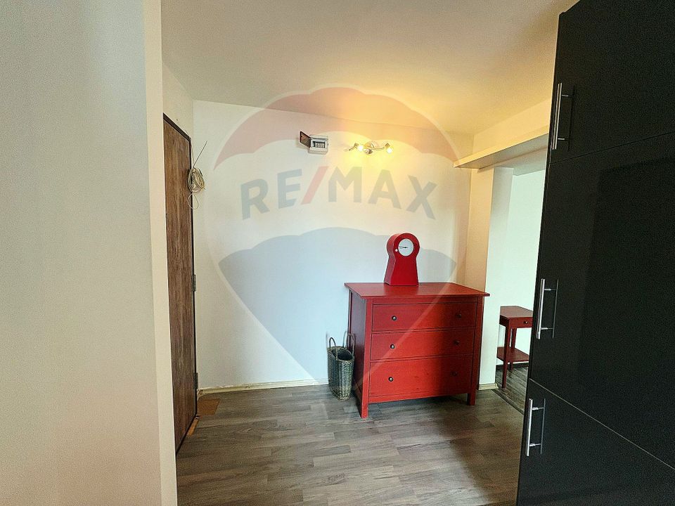 Apartament 2 camere, mobilat si utilat nou, gata de mutare, Boul Rosu